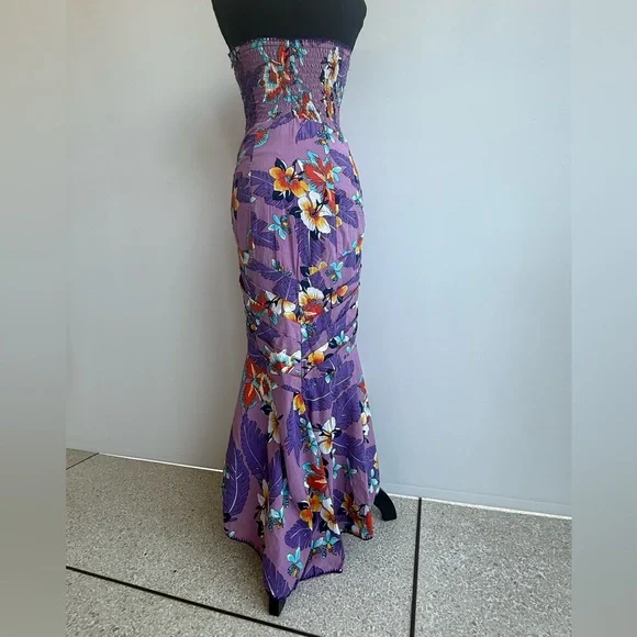 Chasing Unicorn Strapless hi-low dress - Picture 2 of 12